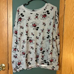 🐭 Disney Mickey Mouse Long Sleeve Tee 🐭
